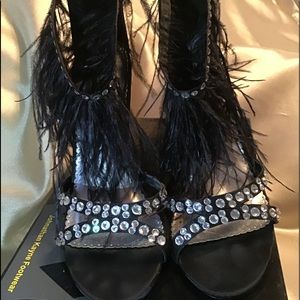 ❤️Johnathan Kayne feather & rhinestone heels 7